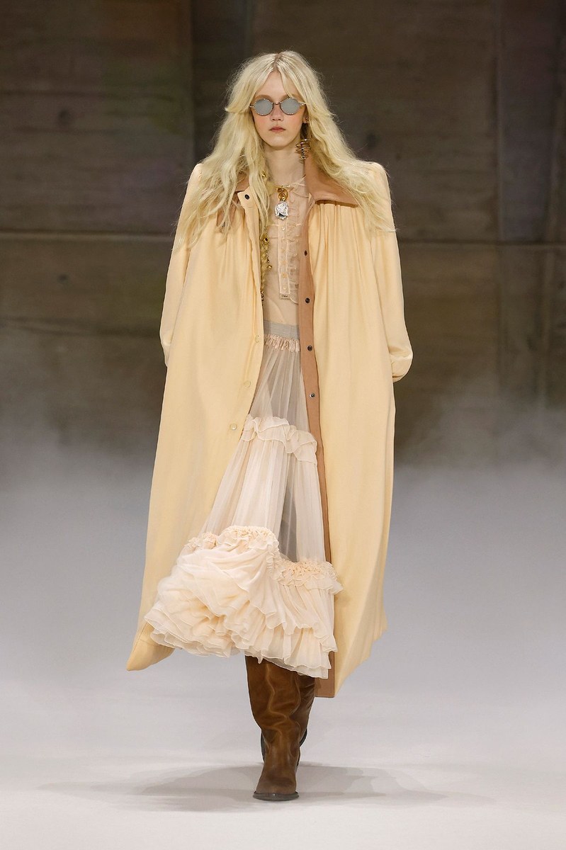 Look 9