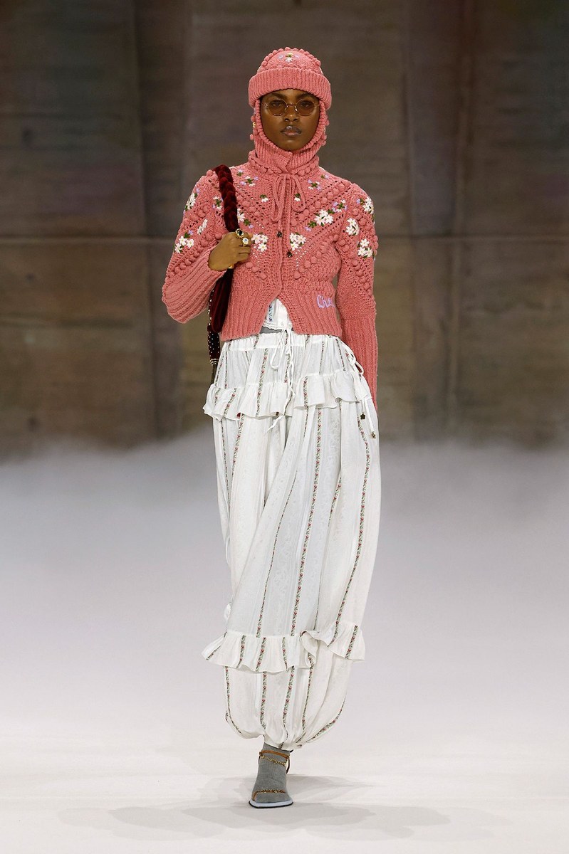 Look 17
