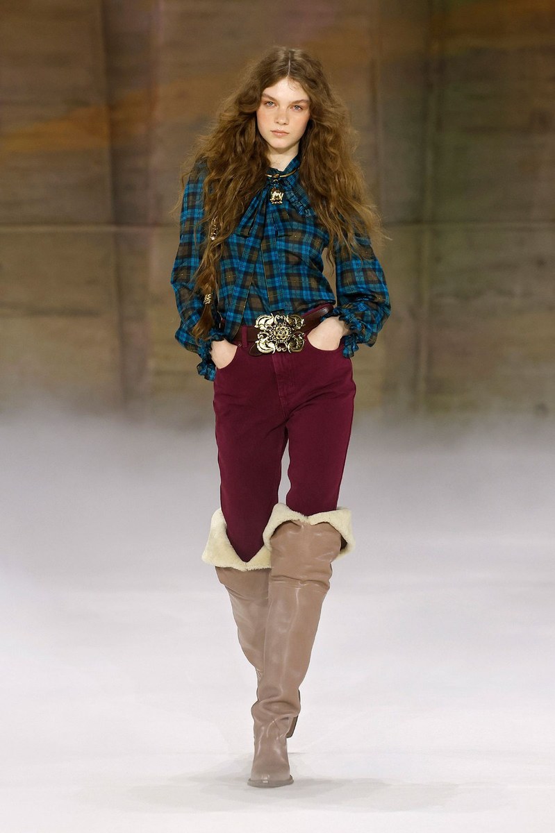 Look 28