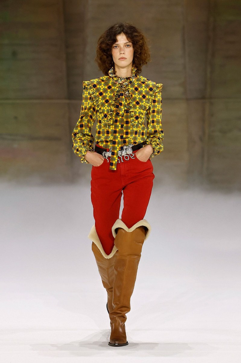 Look 30