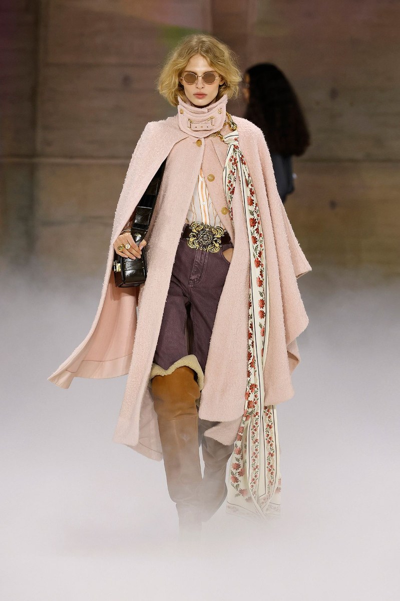 Look 35