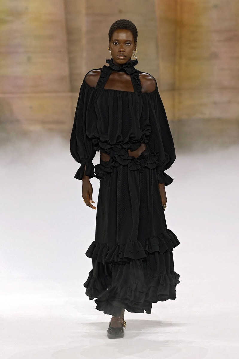 Look 50