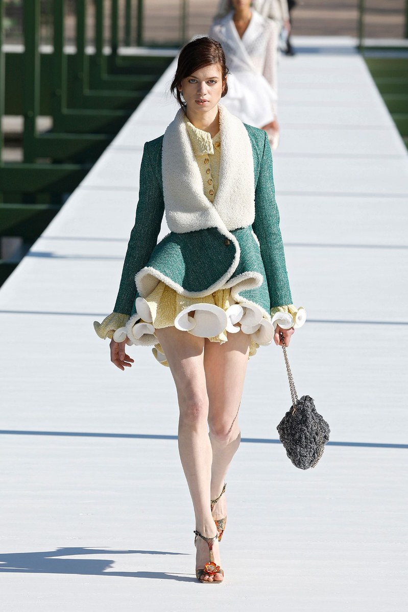 Look 26