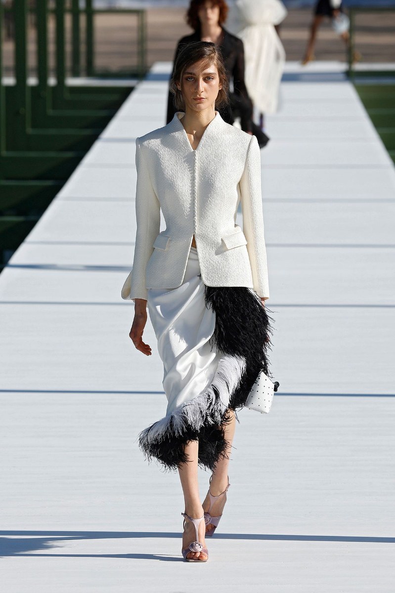 Look 39