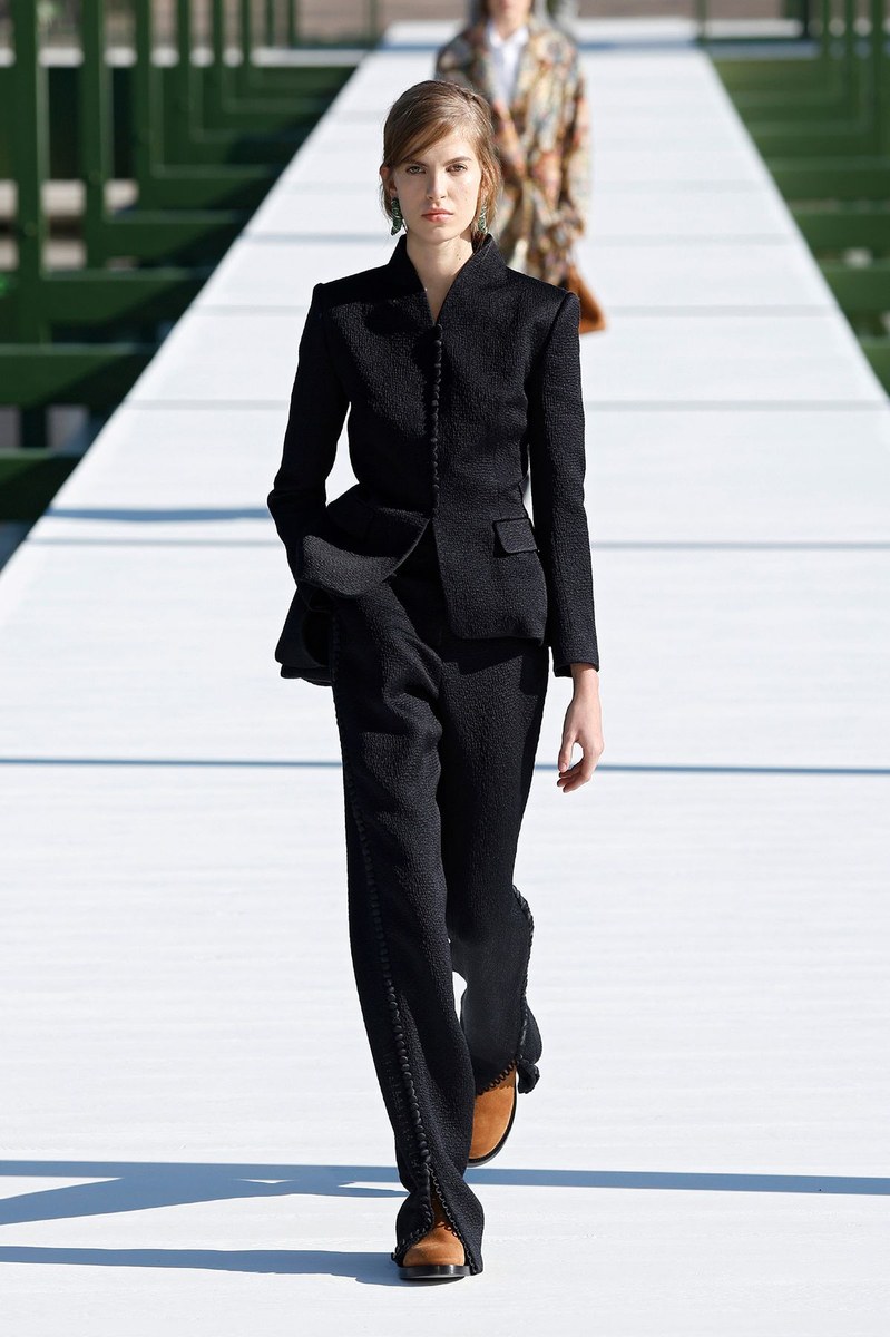 Look 63