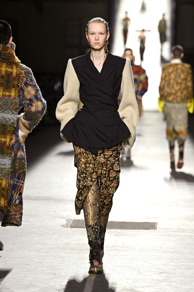 Look 20
