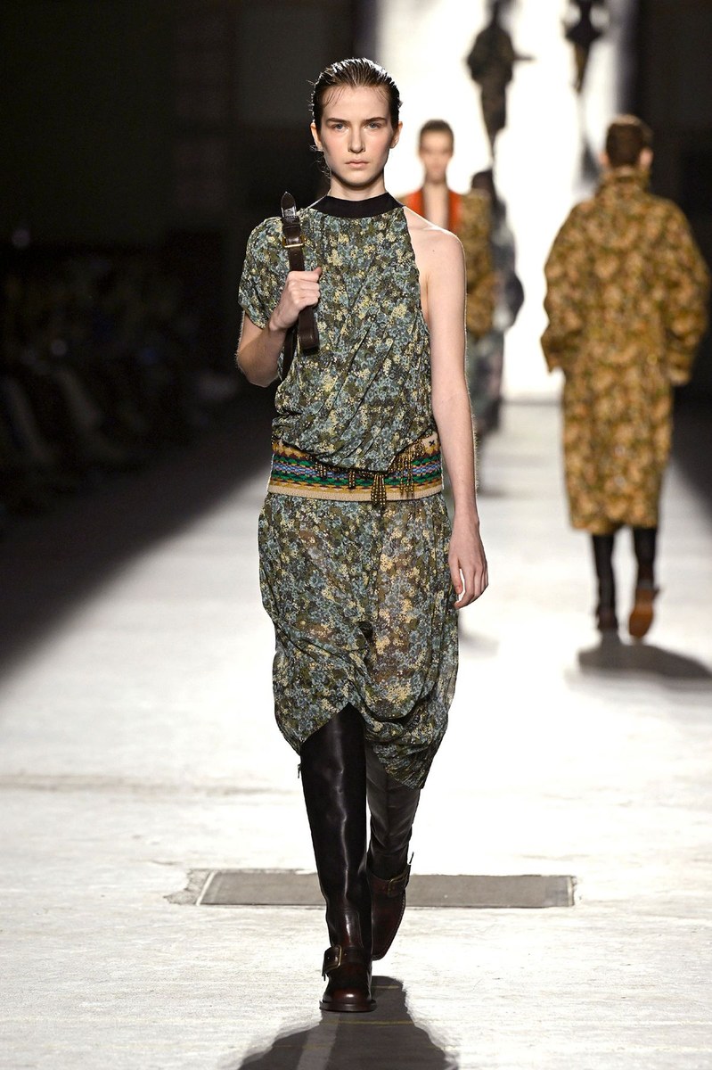 Look 24