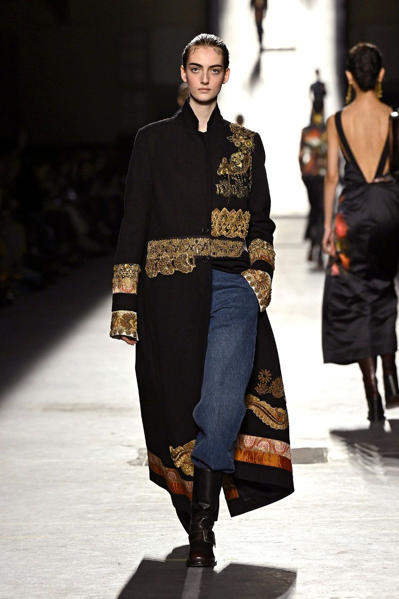 Look 61