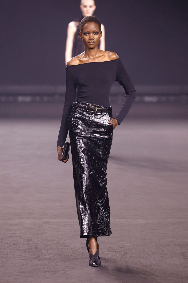 Look 3