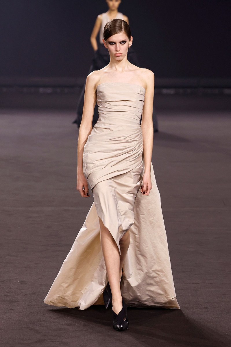 Look 13