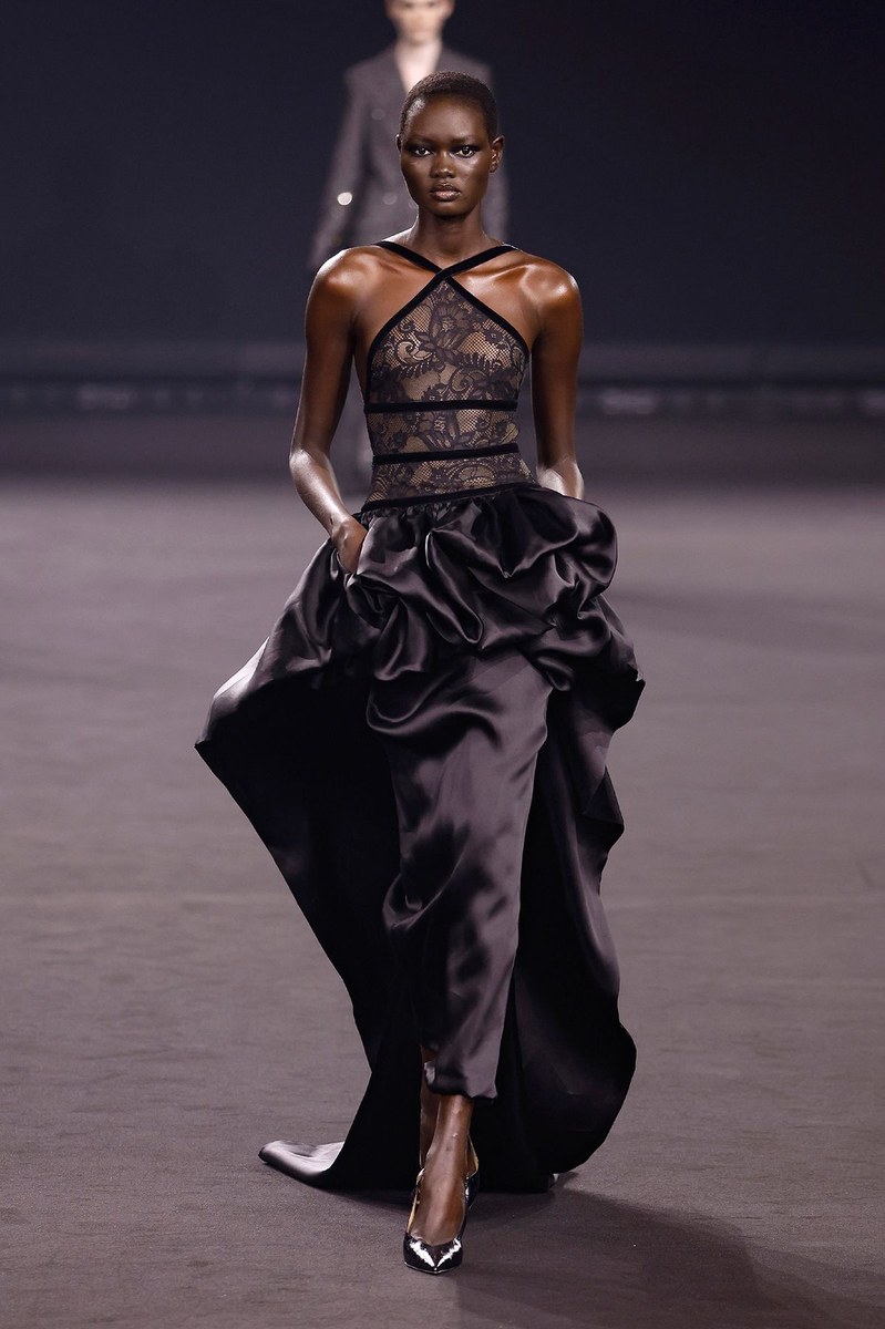 Look 29