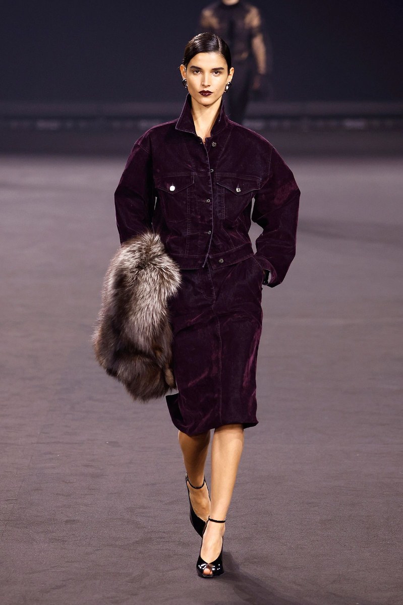 Look 44