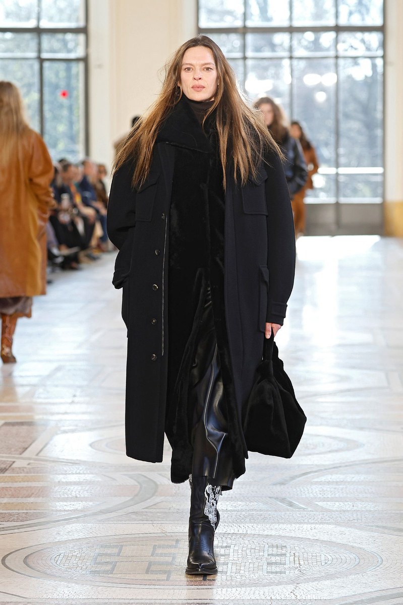 Look 13