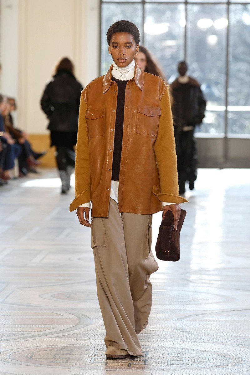 Look 17
