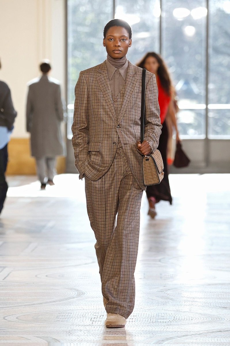 Look 29