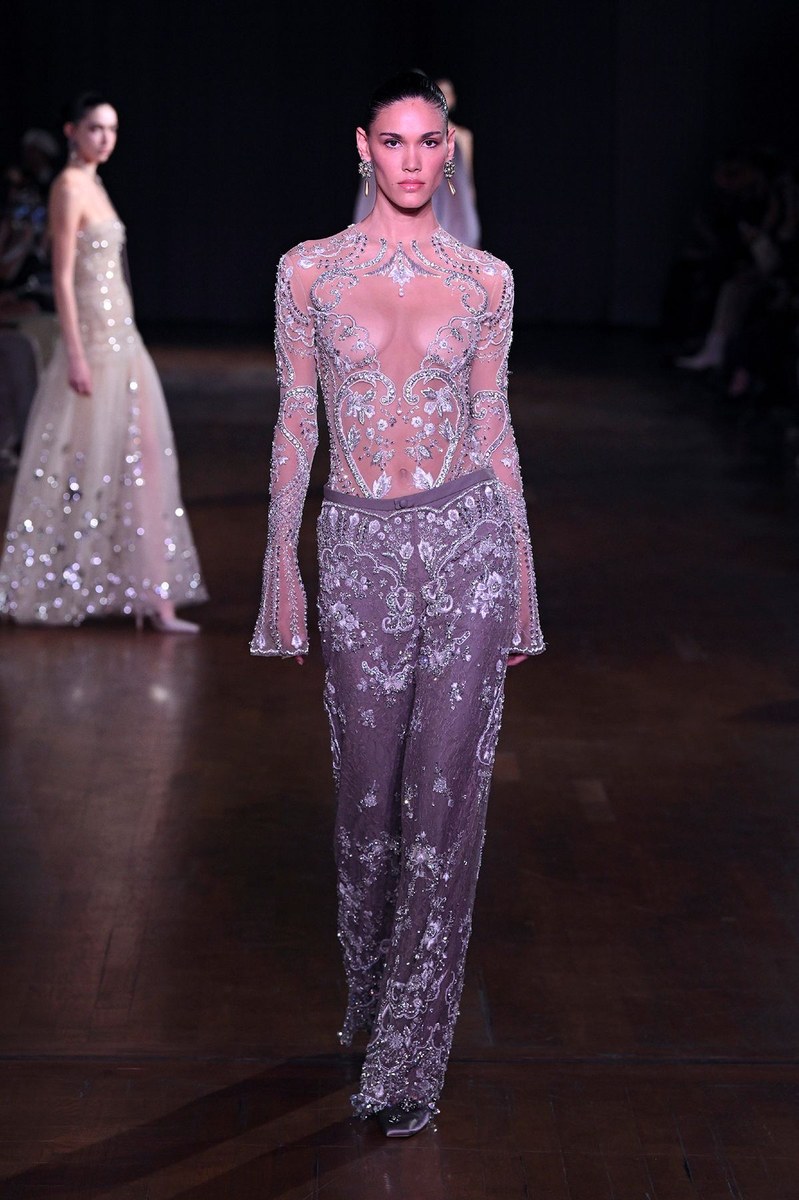 Look 3