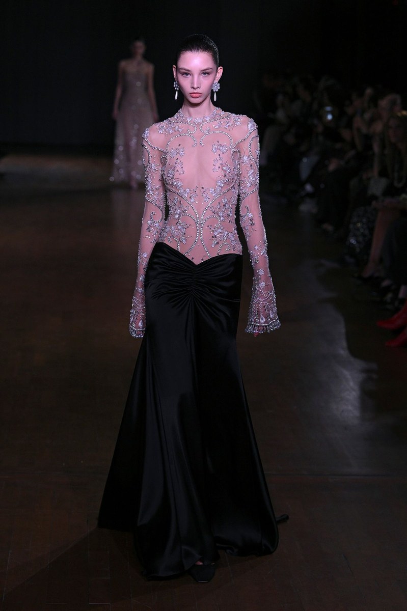 Look 10