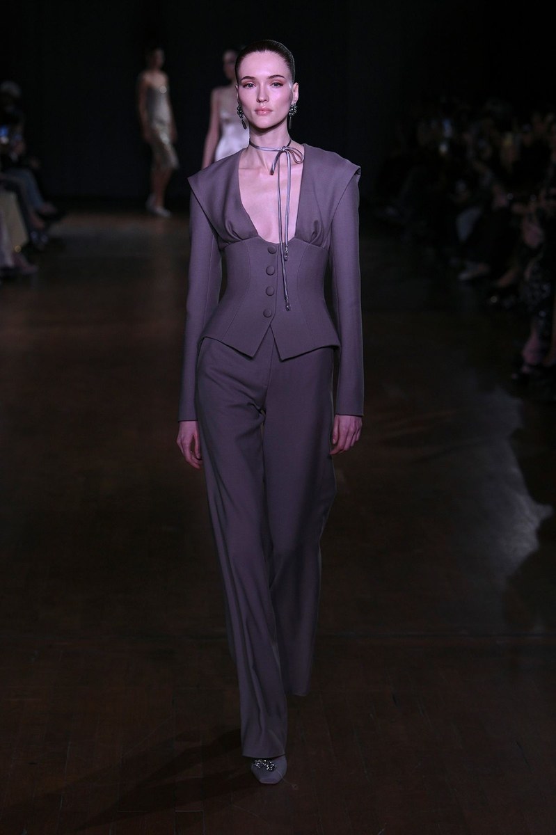 Look 17