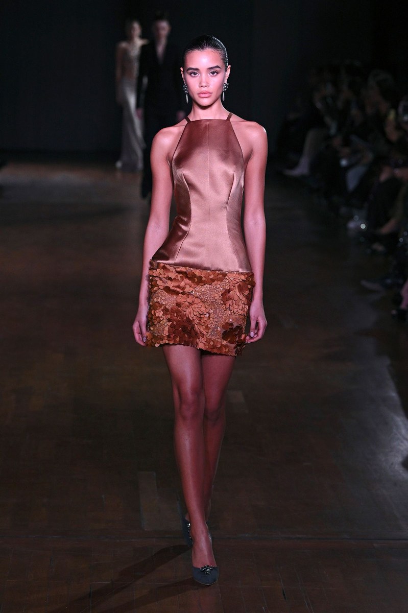 Look 27