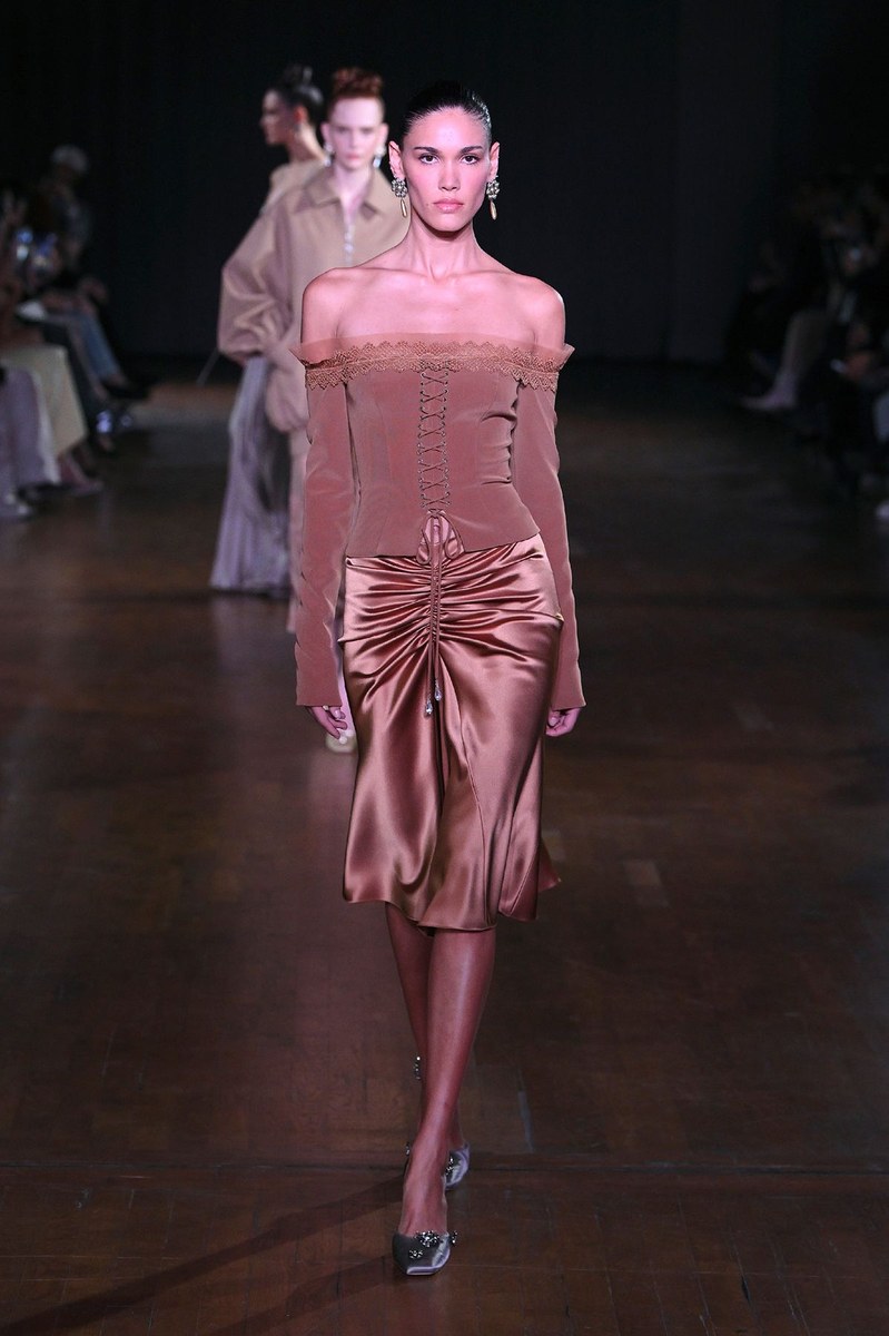 Look 29
