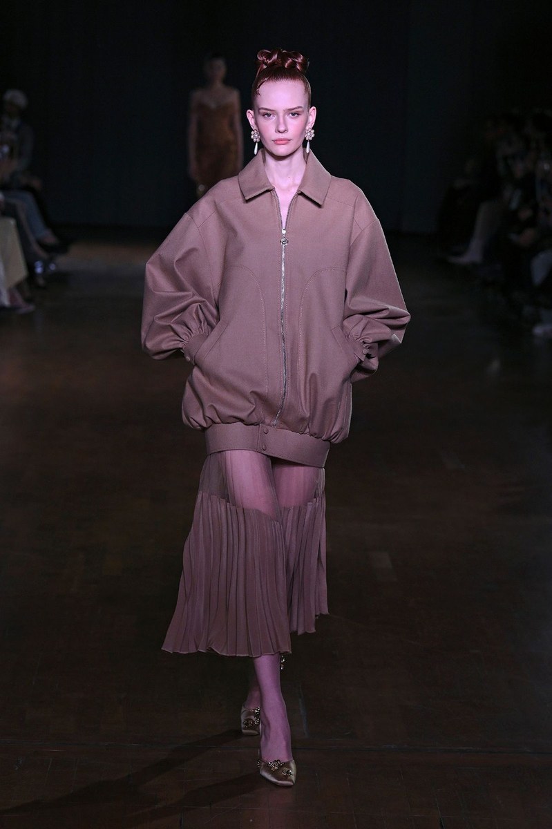 Look 30
