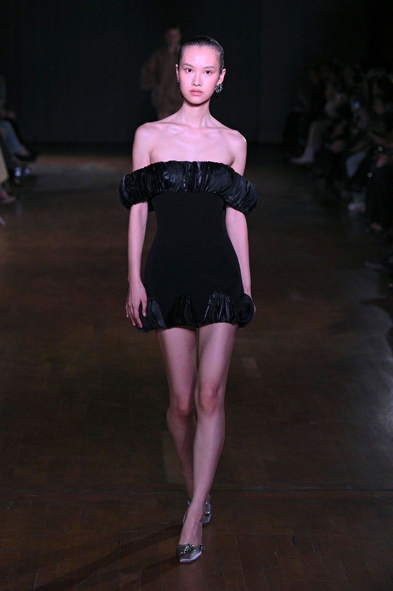 Look 37