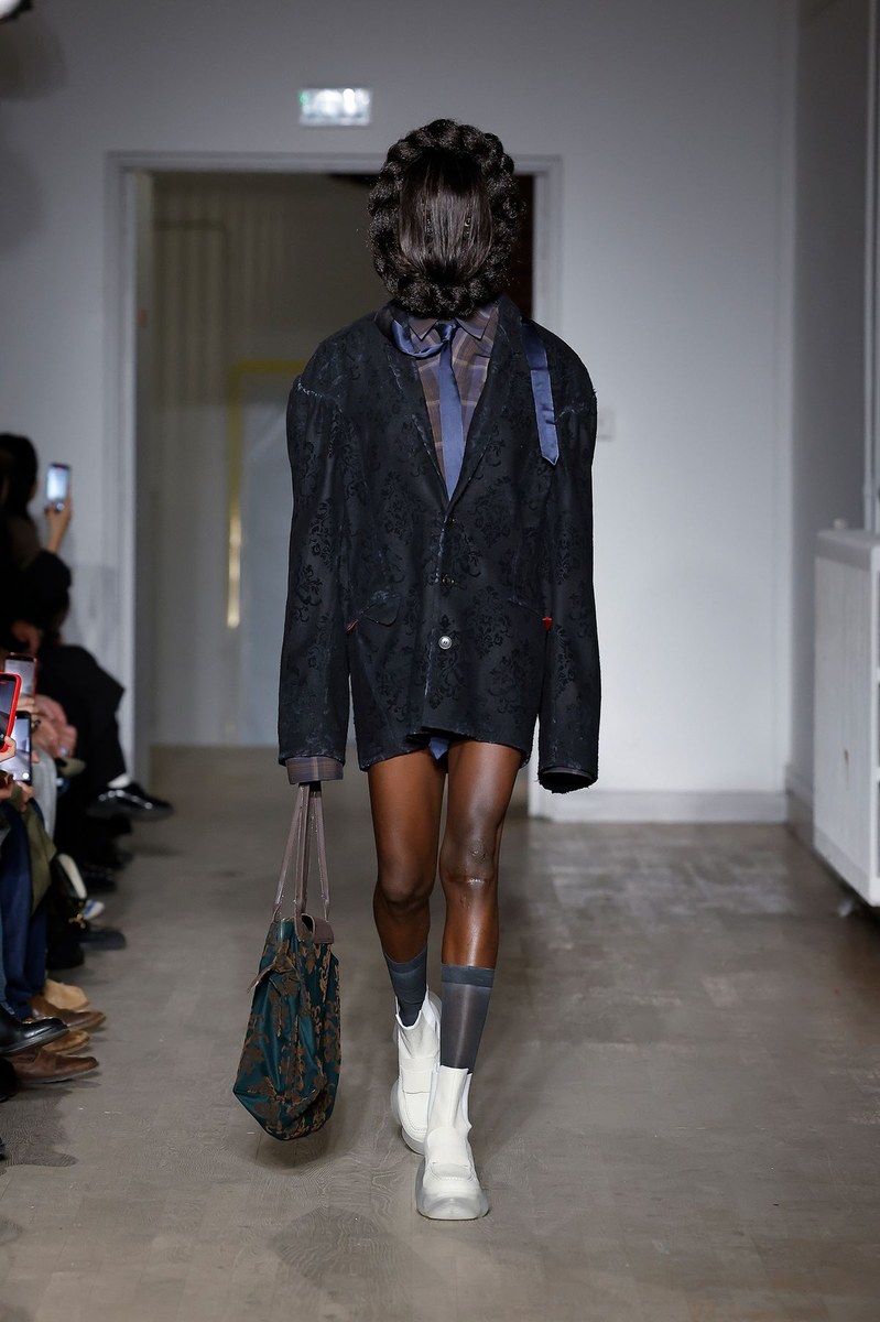 Look 4
