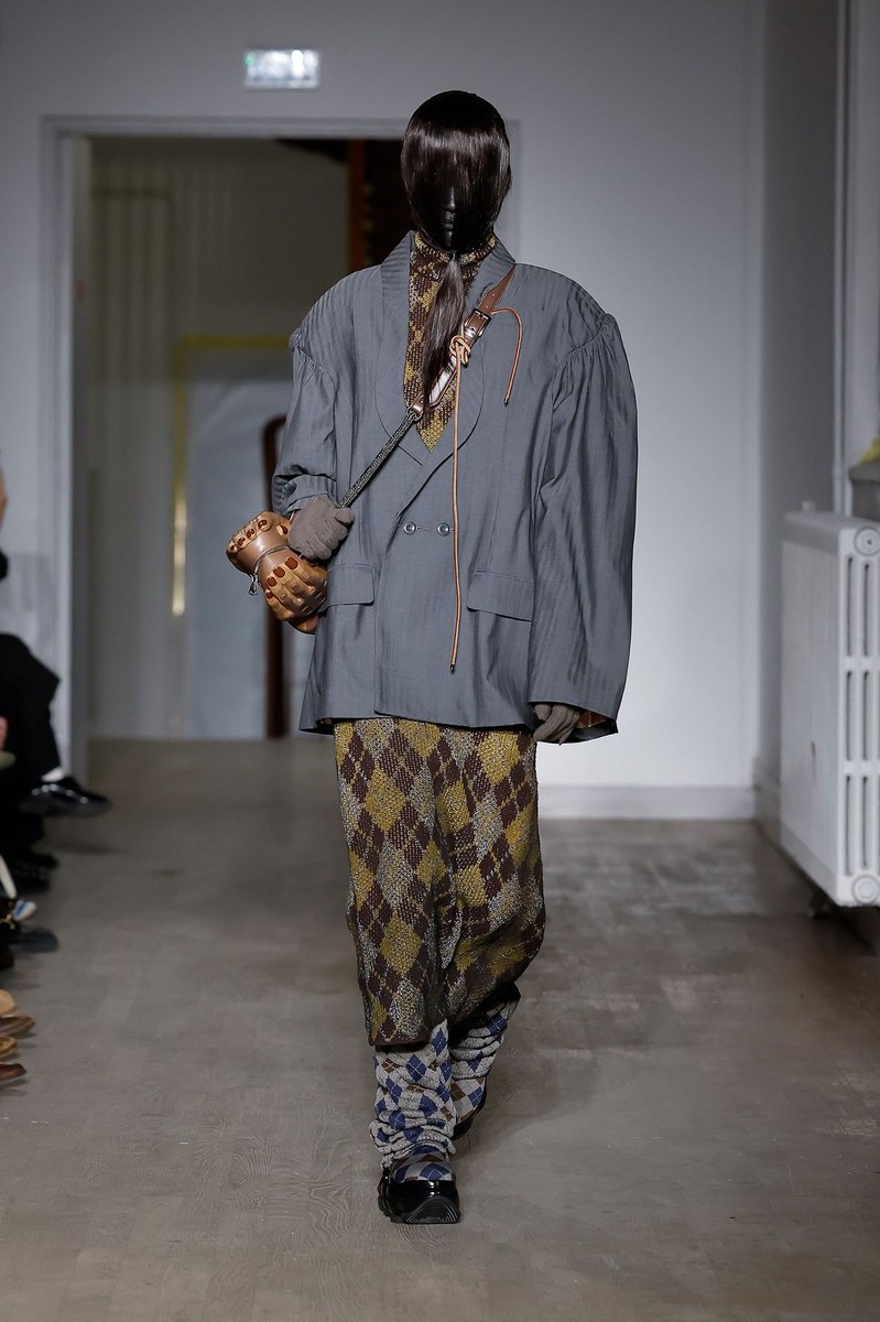 Look 5