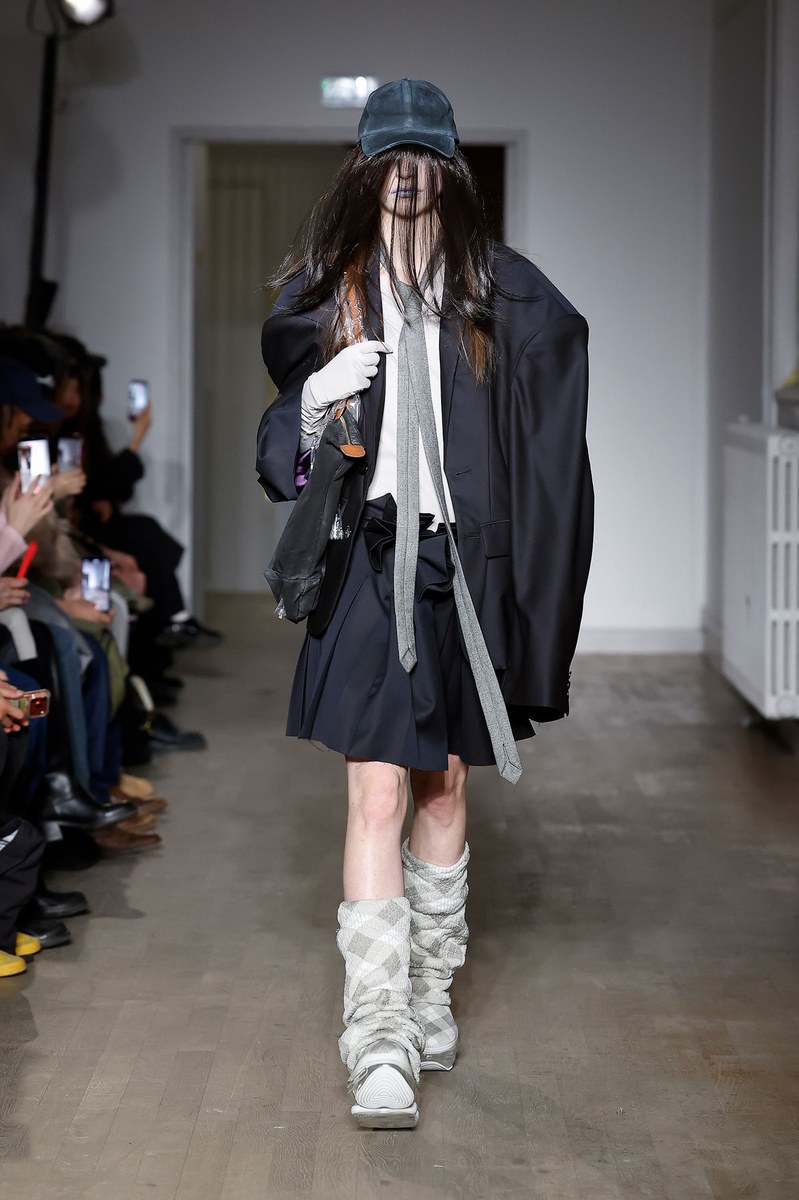 Look 14