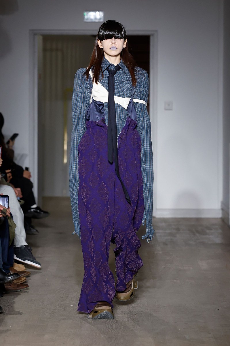 Look 24