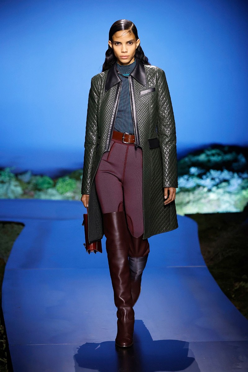 Look 19