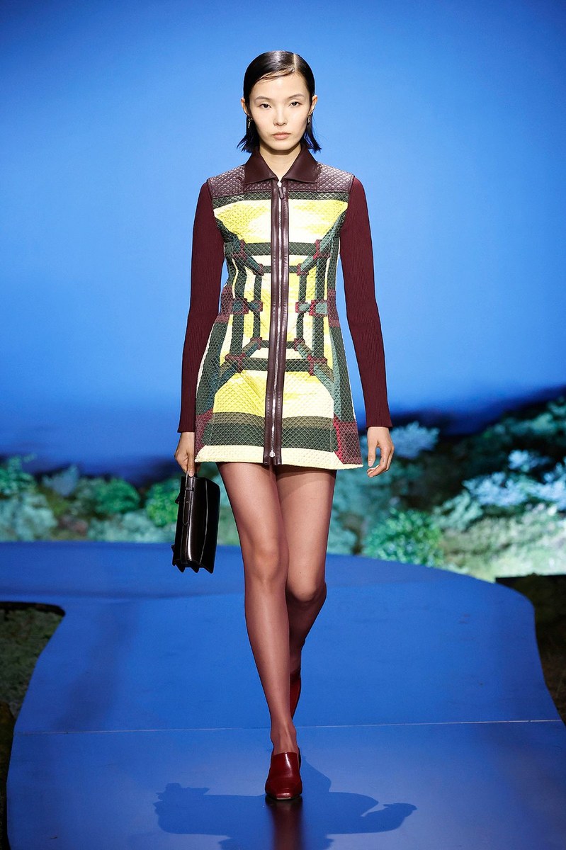 Look 37