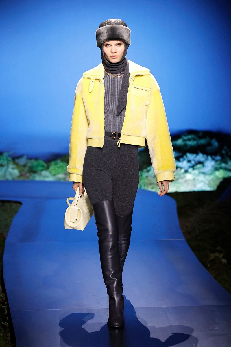 Look 38