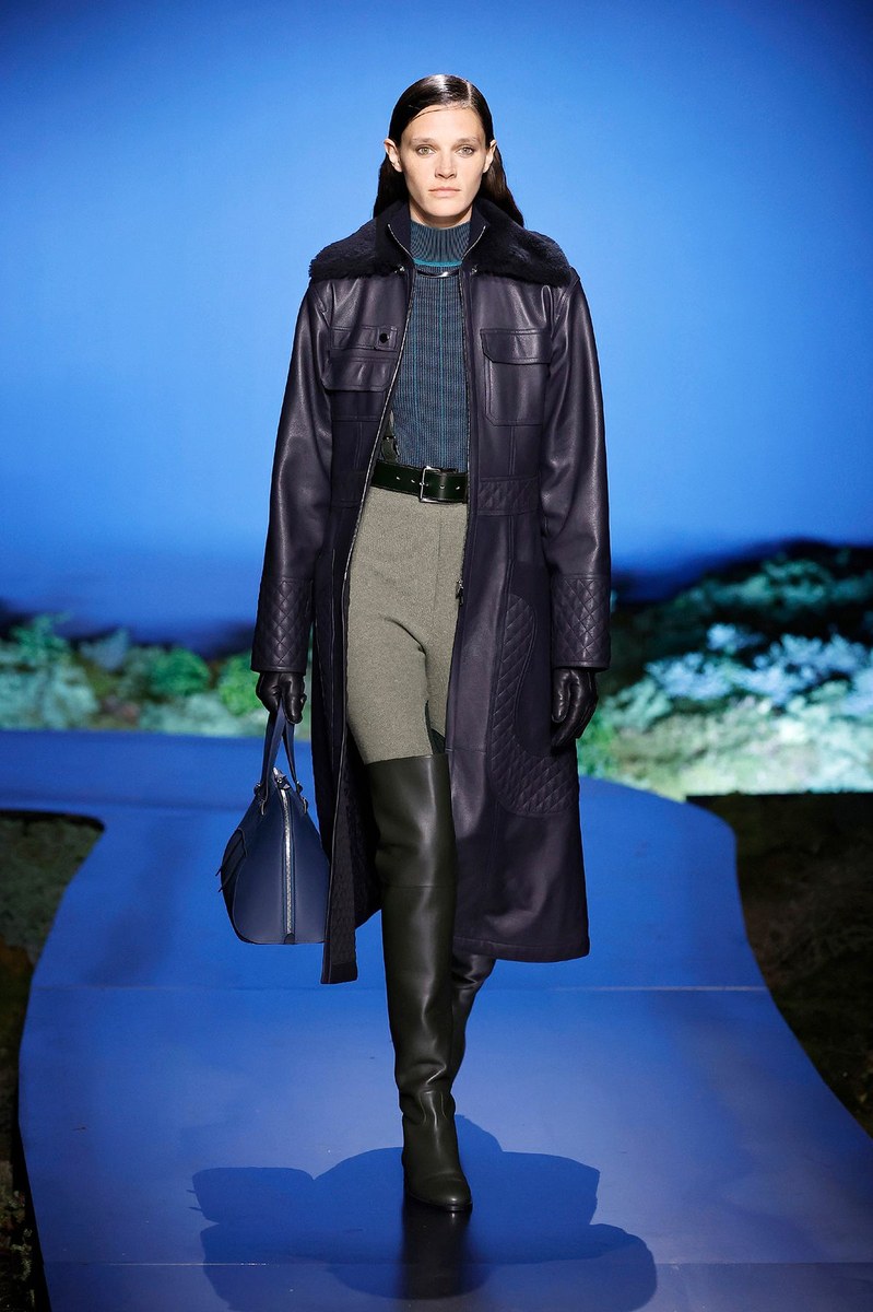 Look 48