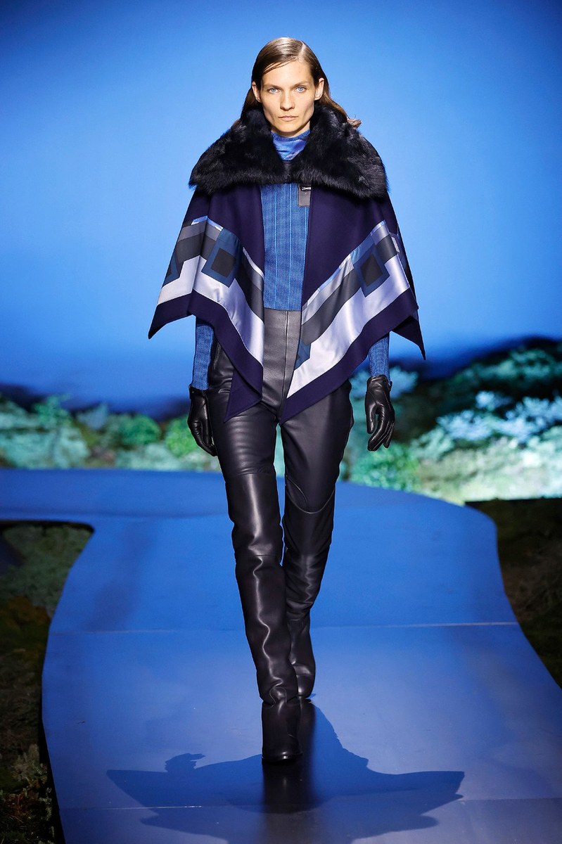 Look 53
