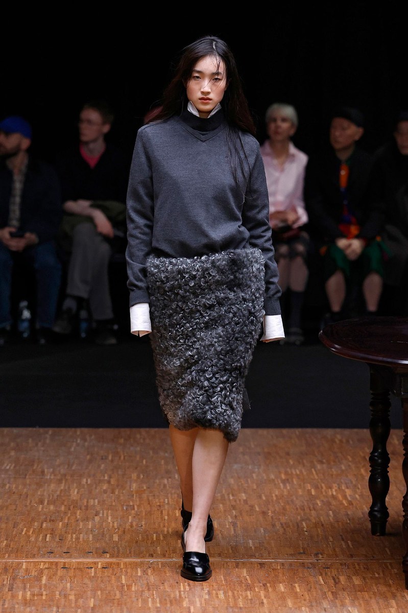 Look 15