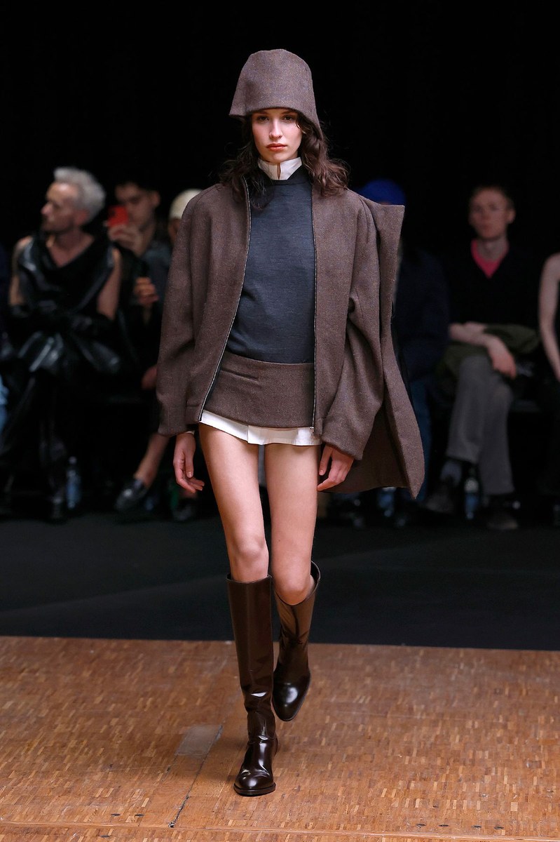Look 17