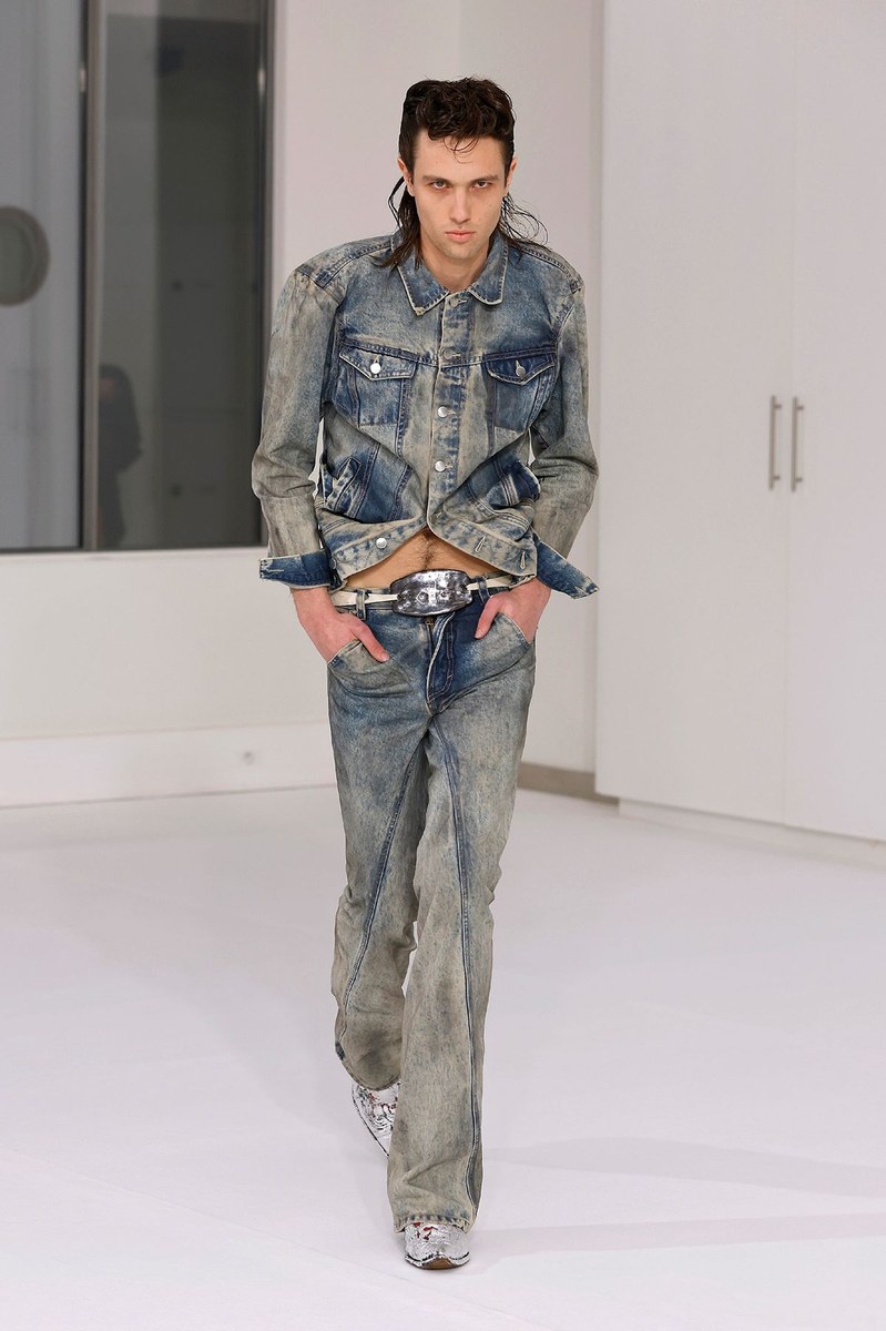 Look 2