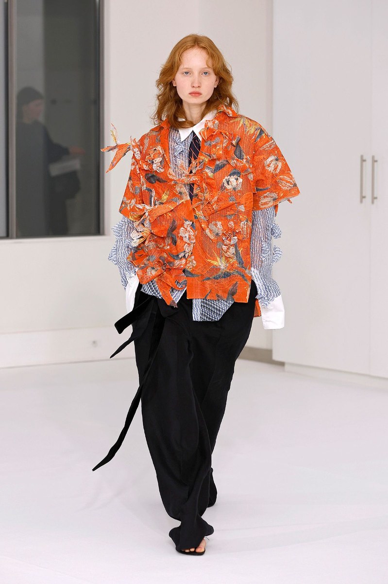 Look 7