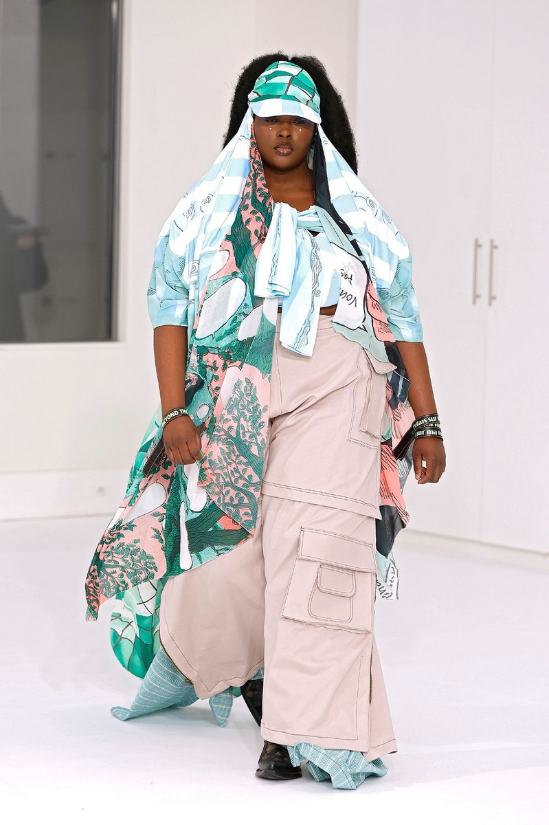 Look 28