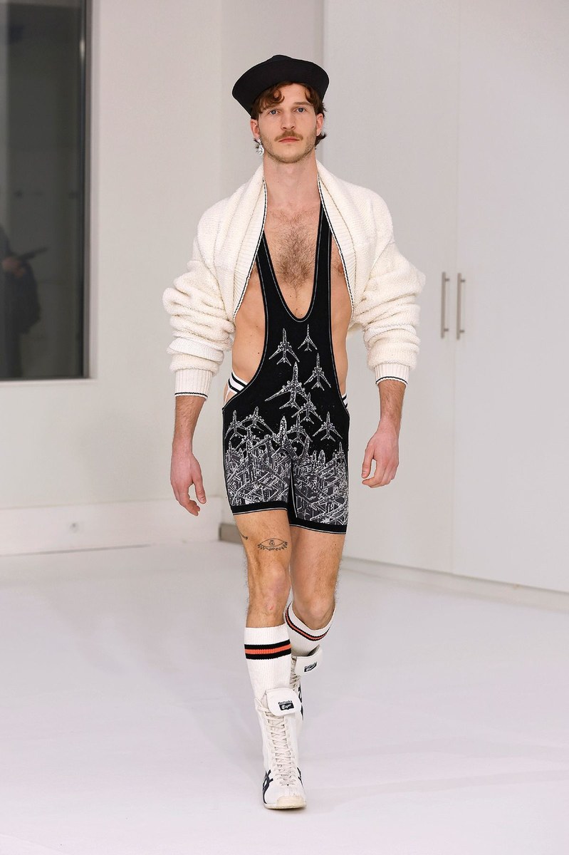 Look 30