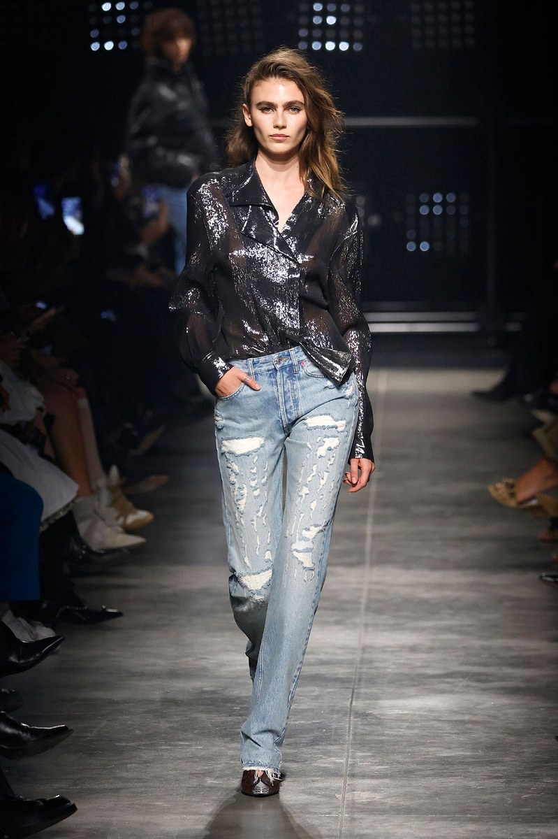 Look 8