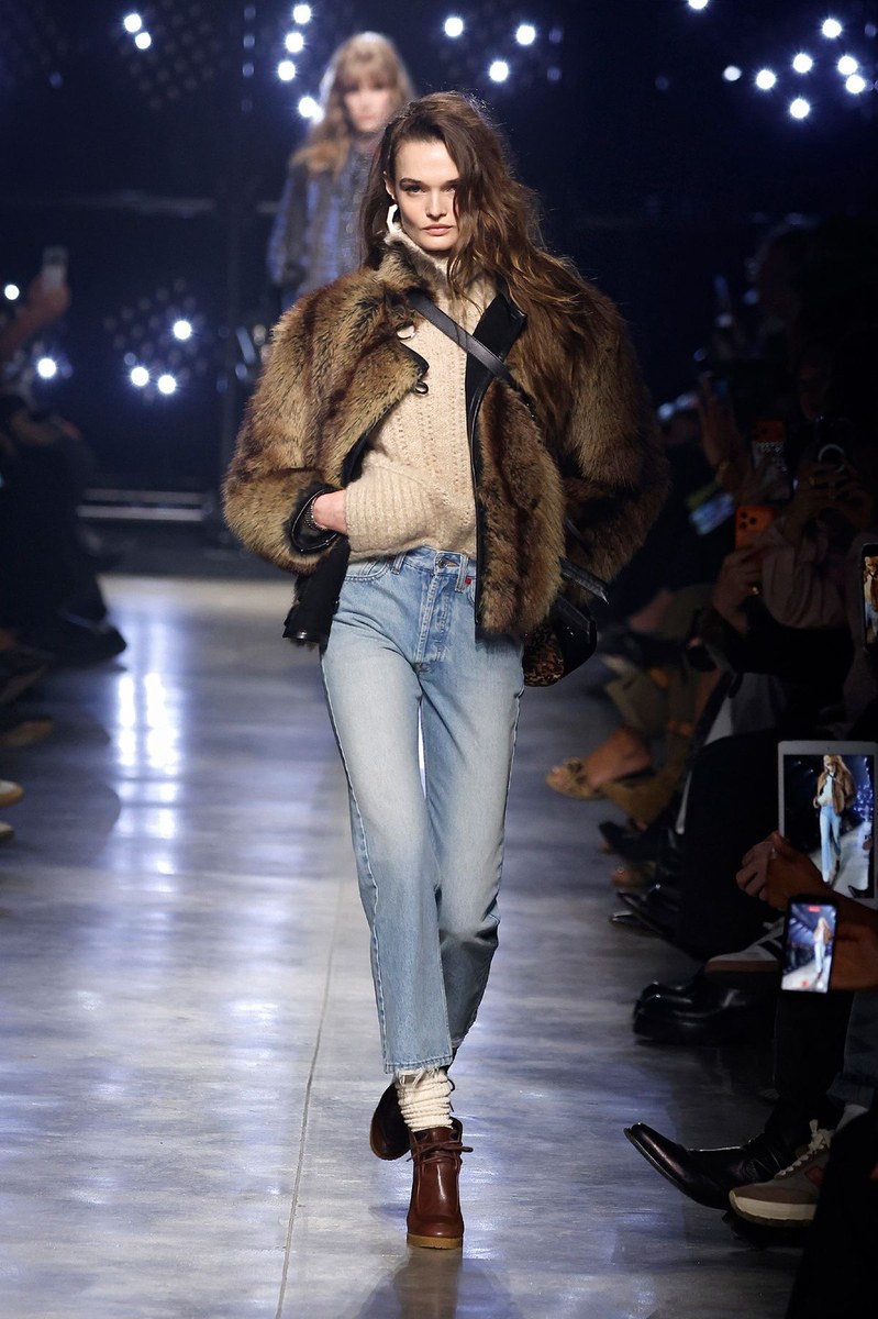 Look 13