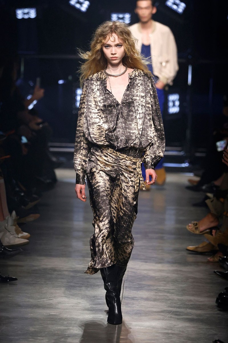 Look 32