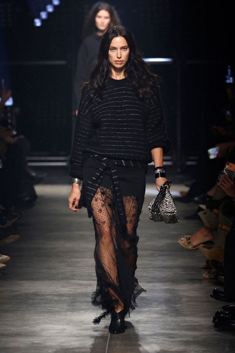 Look 34
