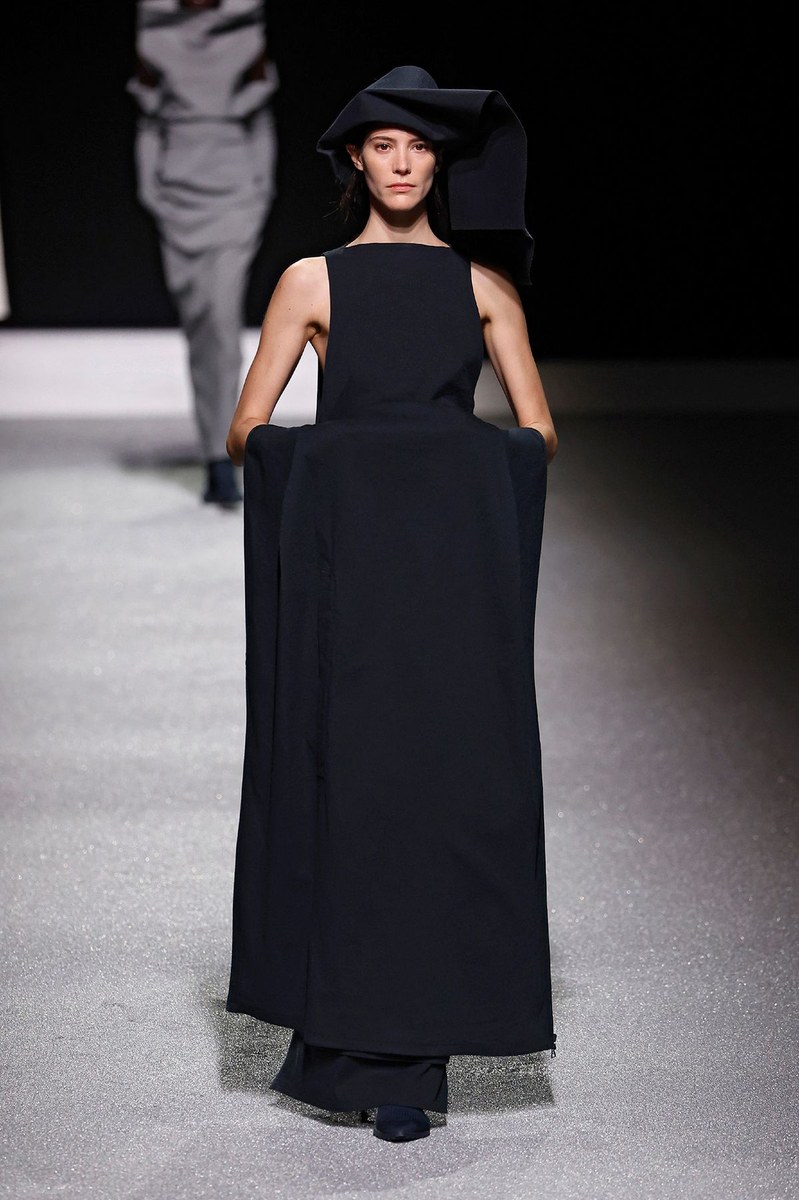 Look 2