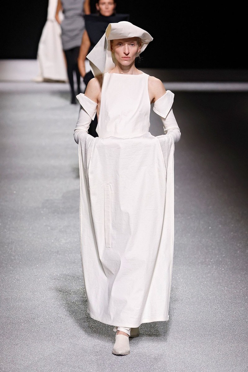 Look 4