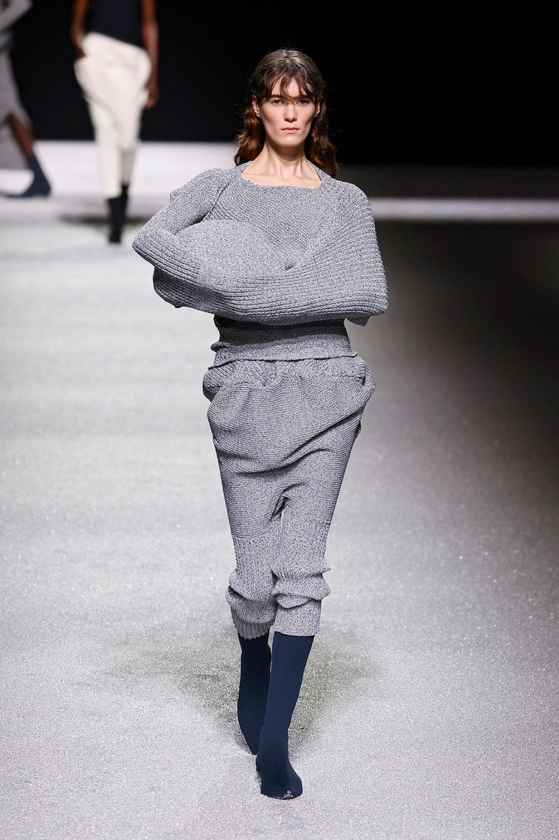 Look 8