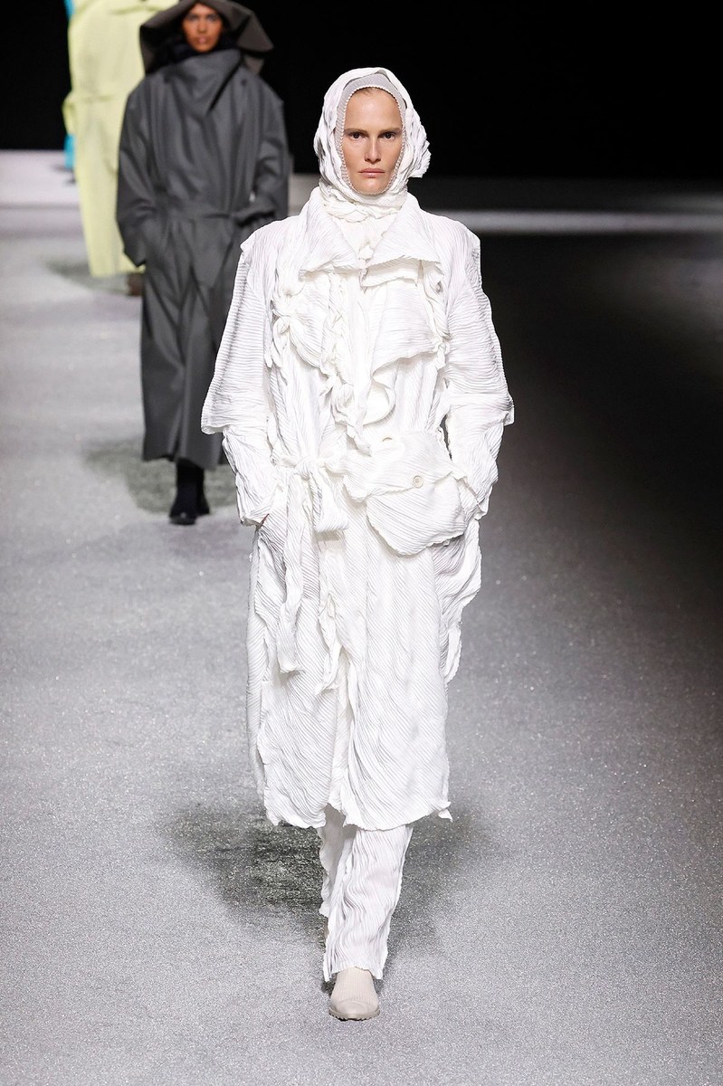 Look 29