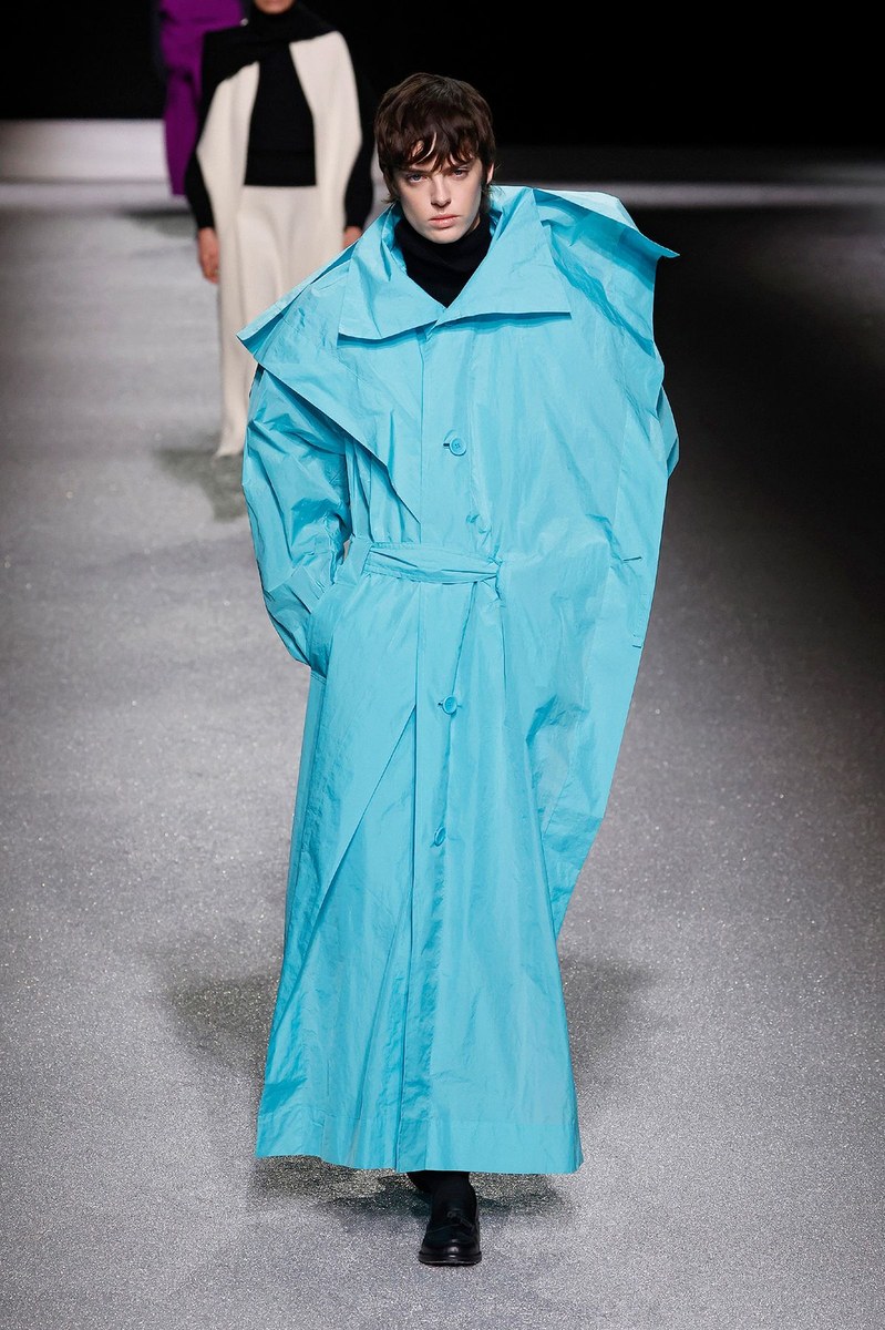 Look 32